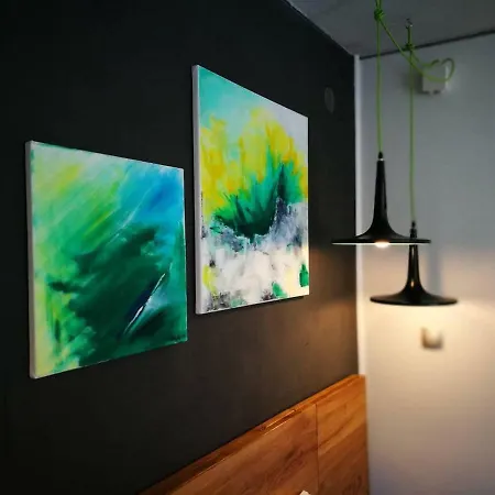 Apartment Art Lime *