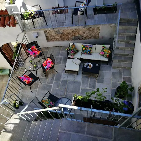 Art Lime Apartament *