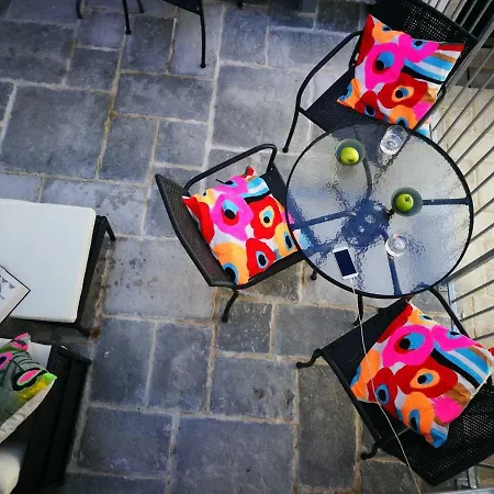Art Lime Apartment